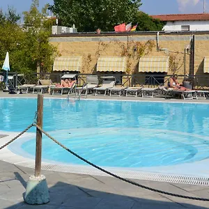 Campingplads Village Torre Pendente, Pisa